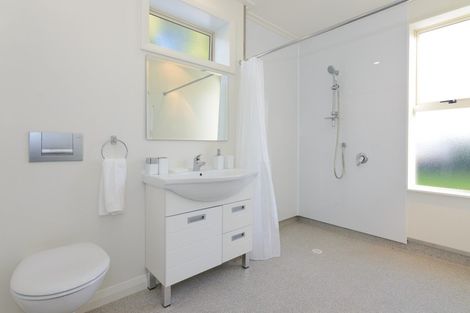 Photo of property in 184 Fitzherbert Avenue, West End, Palmerston North, 4410