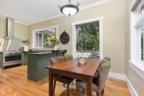 Photo of property in 783 Scenic Drive, Henderson Valley, Auckland, 0612