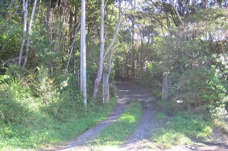 Photo of property in 67 Laingholm Drive, Laingholm, Auckland, 0604