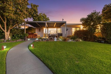 Photo of property in 216 Welcome Bay Road, Welcome Bay, Tauranga, 3112