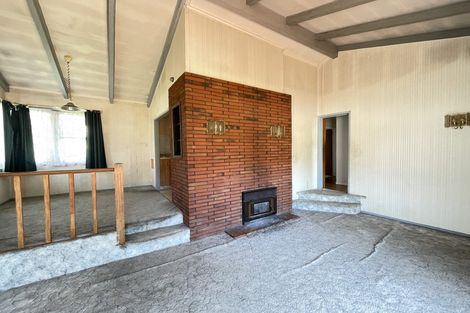 Photo of property in 305 Don Buck Road, Massey, Auckland, 0614