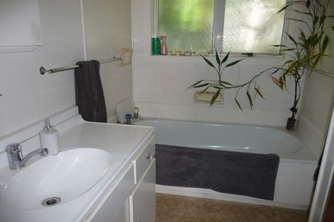 Photo of property in 7 Oxford Street, Tirau, 3410