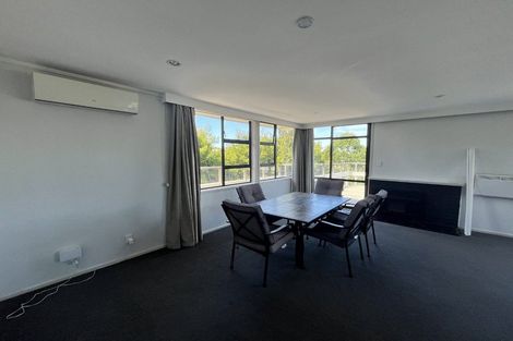 Photo of property in 10 Peter Terrace, Castor Bay, Auckland, 0620