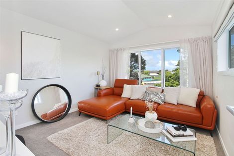 Photo of property in 28a Torkar Road, Clarks Beach, 2122