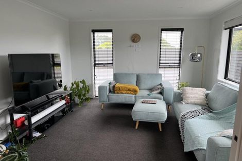 Photo of property in 529 Mangorei Road, Highlands Park, New Plymouth, 4312