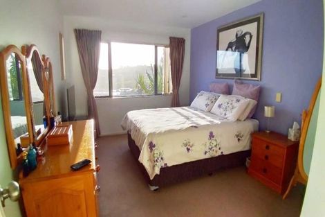 Photo of property in 19/22 Northcross Drive, Oteha, Auckland, 0632