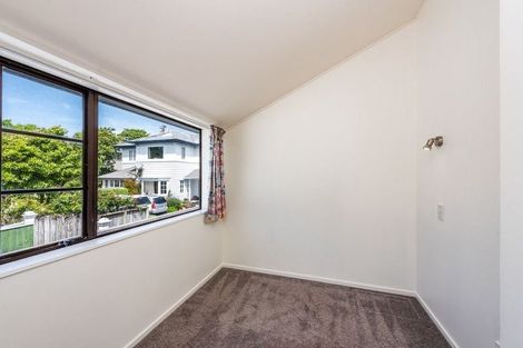 Photo of property in 5/136 Karori Road, Karori, Wellington, 6012