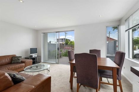 Photo of property in 3/318 Barbadoes Street, Christchurch Central, Christchurch, 8011