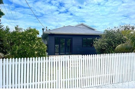 Photo of property in 50 Leighton Avenue, Waiwhetu, Lower Hutt, 5010