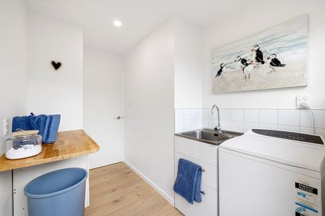 Photo of property in 20 Sheraton Place, Redwood, Christchurch, 8051