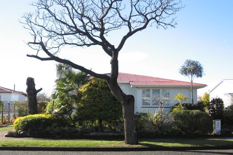 Photo of property in 18 Barker Road, Marewa, Napier, 4110