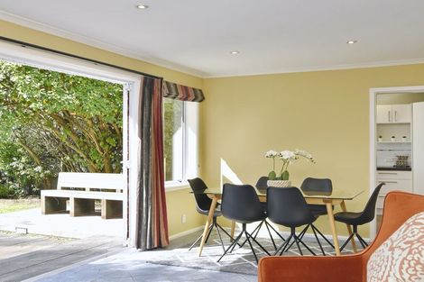 Photo of property in 910 Avonside Drive, Avondale, Christchurch, 8061