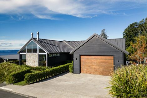 Photo of property in 15 Ngapera Way, Omori, Turangi, 3381
