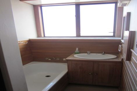 Photo of property in 117 Washington Avenue, Brooklyn, Wellington, 6021