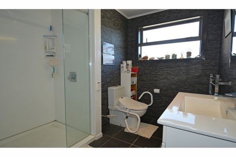 Photo of property in 14 Porritt Drive, Kawerau, 3127