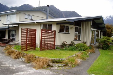 Photo of property in 9 Pekanga Drive, Fox Glacier, 7886