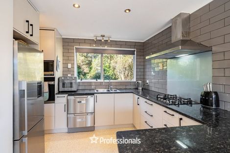 Photo of property in 54 Lord Street, Stokes Valley, Lower Hutt, 5019