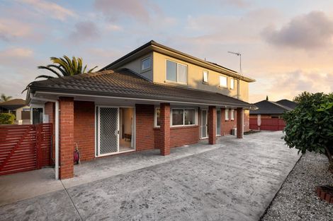 Photo of property in 28 The Esplanade, Huntington, Hamilton, 3210