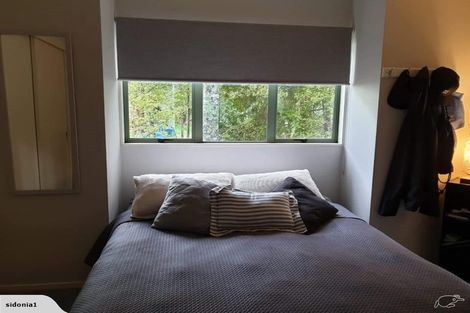 Photo of property in 16 Langstone Place, Chatswood, Auckland, 0626