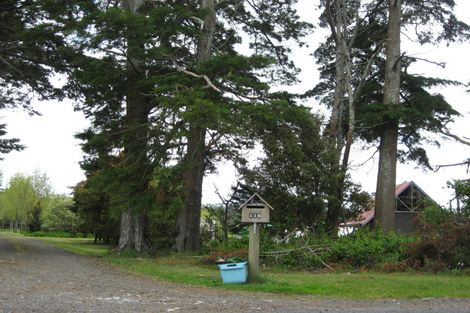 Photo of property in 116 Station Road, Kumeu, 0891