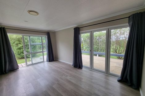 Photo of property in 21 Mcnaughten Road, Karioitahi, Waiuku, 2683