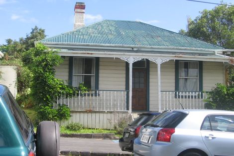 Photo of property in 11 Owens Road, Devonport, Auckland, 0624