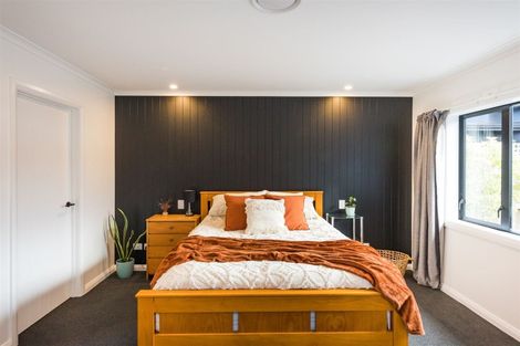 Photo of property in 26 Serenity Crescent, Kelvin Grove, Palmerston North, 4414