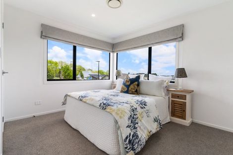 Photo of property in 1 Wesleyan Street, Paerata, 2124