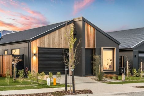 Photo of property in 95 Wooing Tree Avenue, Cromwell, 9310