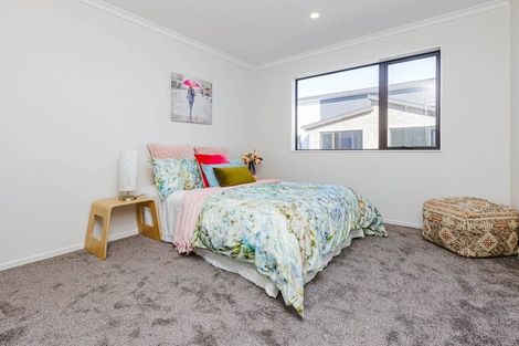 Photo of property in 4/100 Seymour Road, Sunnyvale, Auckland, 0612