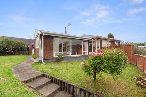 Photo of property in 12 Donovan Street, Te Puke, 3119