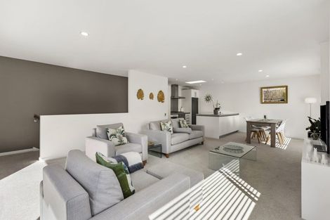 Photo of property in 35a Ngaio Road, Kelburn, Wellington, 6012