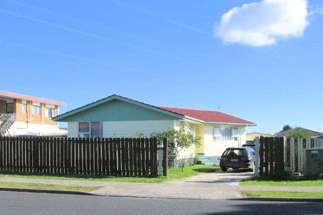Photo of property in 29 Othello Drive, Clover Park, Auckland, 2023