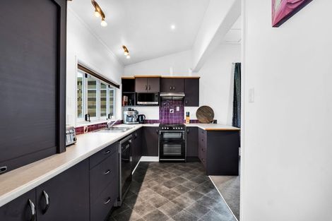 Photo of property in 278 South Road, Hawera, 4610