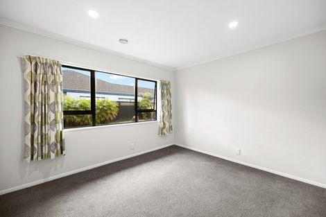 Photo of property in 17 Montrose Crescent, Huntington, Hamilton, 3210