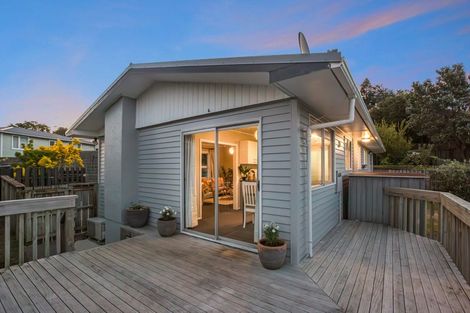 Photo of property in 408 Warspite Avenue, Ascot Park, Porirua, 5024