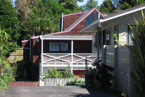 Photo of property in 23 Cron Avenue, Te Atatu South, Auckland, 0610