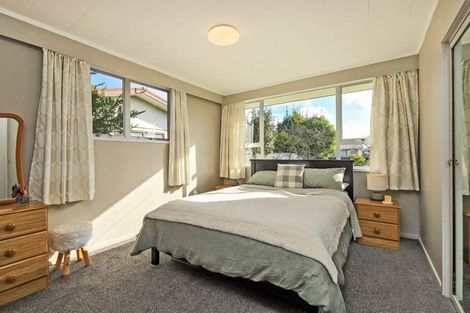 Photo of property in 6 Murdoch Place, Raureka, Hastings, 4120