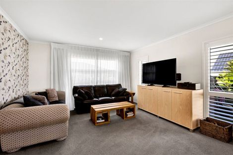Photo of property in 18a Jules Crescent, Bell Block, New Plymouth, 4312