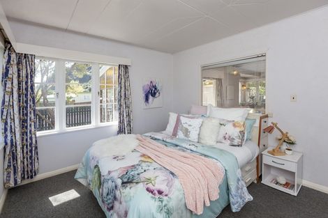 Photo of property in 26-28 Ruahine Street, Paraparaumu, 5032