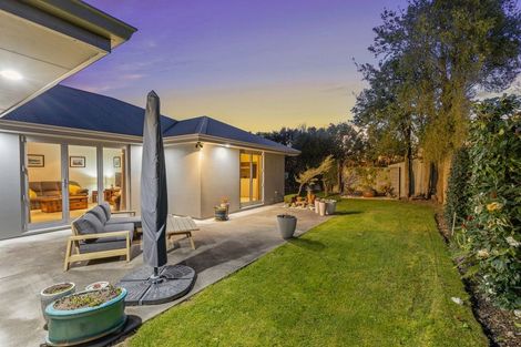 Photo of property in 30 De Castro Drive, Blenheim, 7201