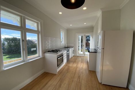 Photo of property in 7a Freyberg Street, Lyall Bay, Wellington, 6022