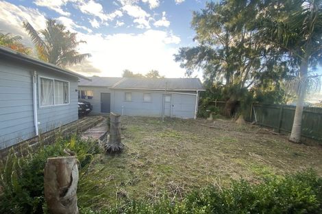 Photo of property in 22 Cherry Tree Place, Massey, Auckland, 0614