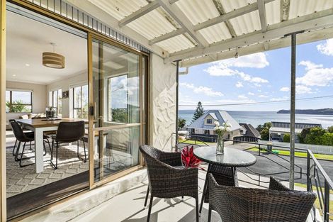 Photo of property in 2 Melandra Road, Stanmore Bay, Whangaparaoa, 0932