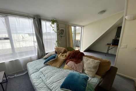 Photo of property in 37 Moa Point Road, Moa Point, Wellington, 6022