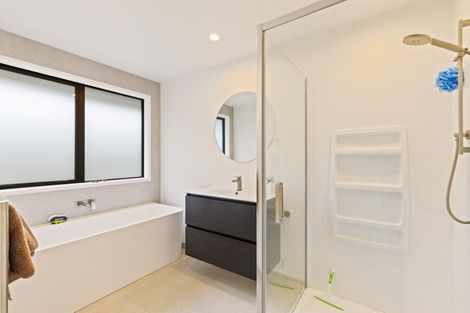 Photo of property in 23b Sycamore Grove, Lower Vogeltown, New Plymouth, 4310