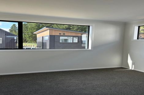 Photo of property in 6 Doug Jensen Street, Wallaceville, Upper Hutt, 5018