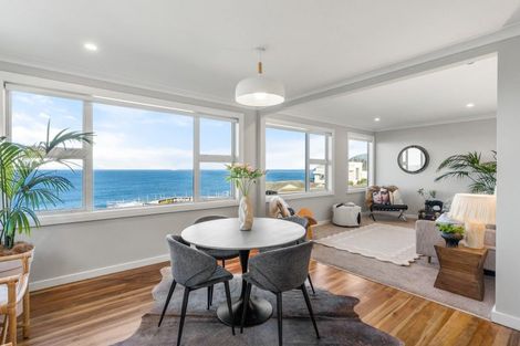 Photo of property in 51 High Street, Island Bay, Wellington, 6023
