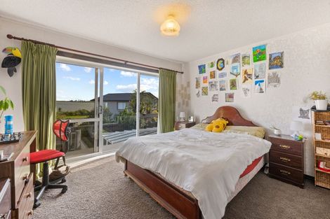 Photo of property in 43 St Annes Crescent, Wattle Downs, Auckland, 2103
