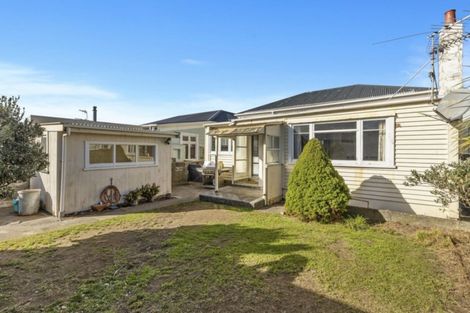 Photo of property in 5 Bay Street, Petone, Lower Hutt, 5012